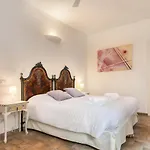 Antica - Centro Storico 4*