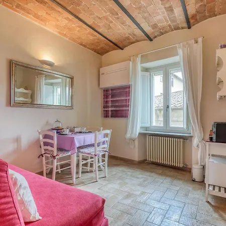 Antica - Centro Storico Bed & Breakfast Viterbo