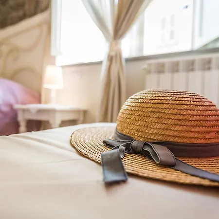 Couette-café Antica - Centro Storico 4*